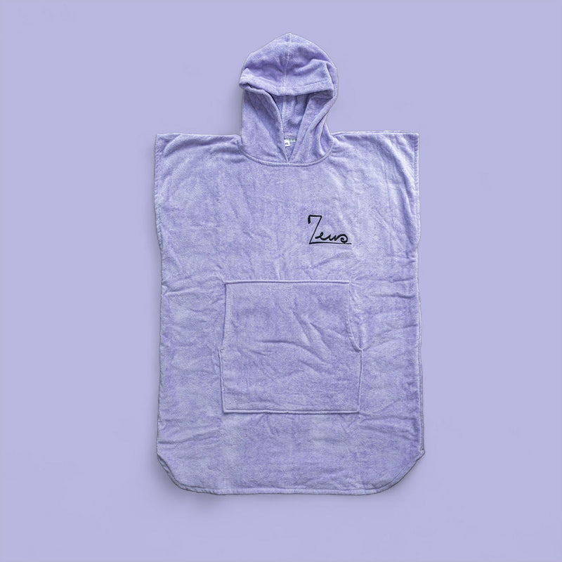 Poncho Zeus