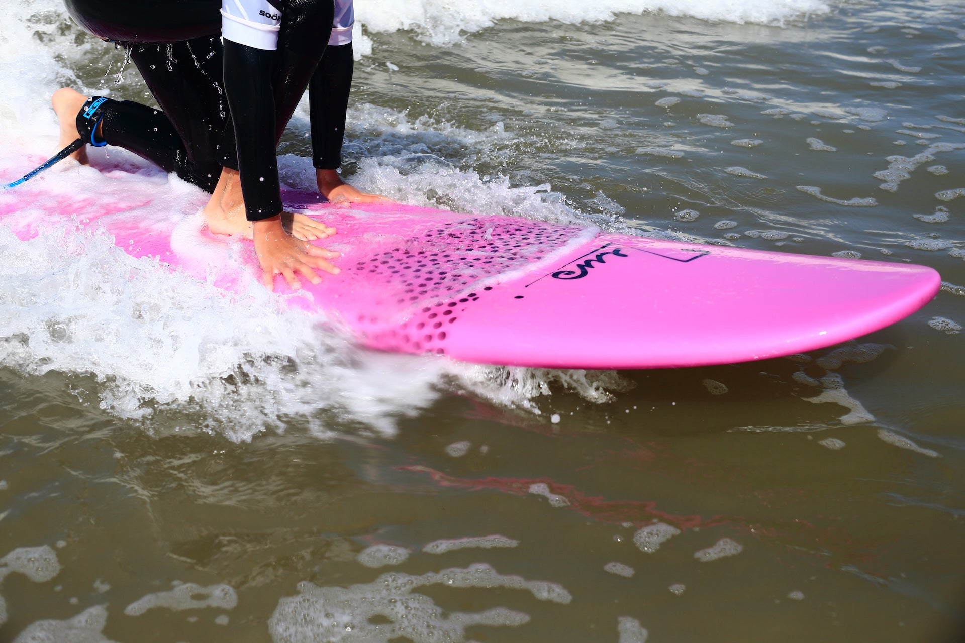 ［新品］初心者　女性向け　essene surfboars EPS 7.0 Entry Level Surfboard - Zeus 7'0 Progress