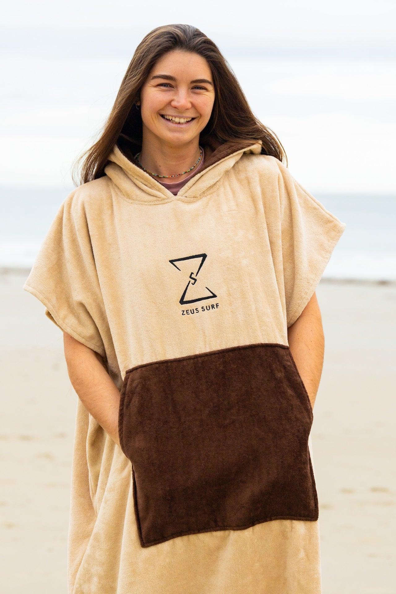 Poncho Zeus