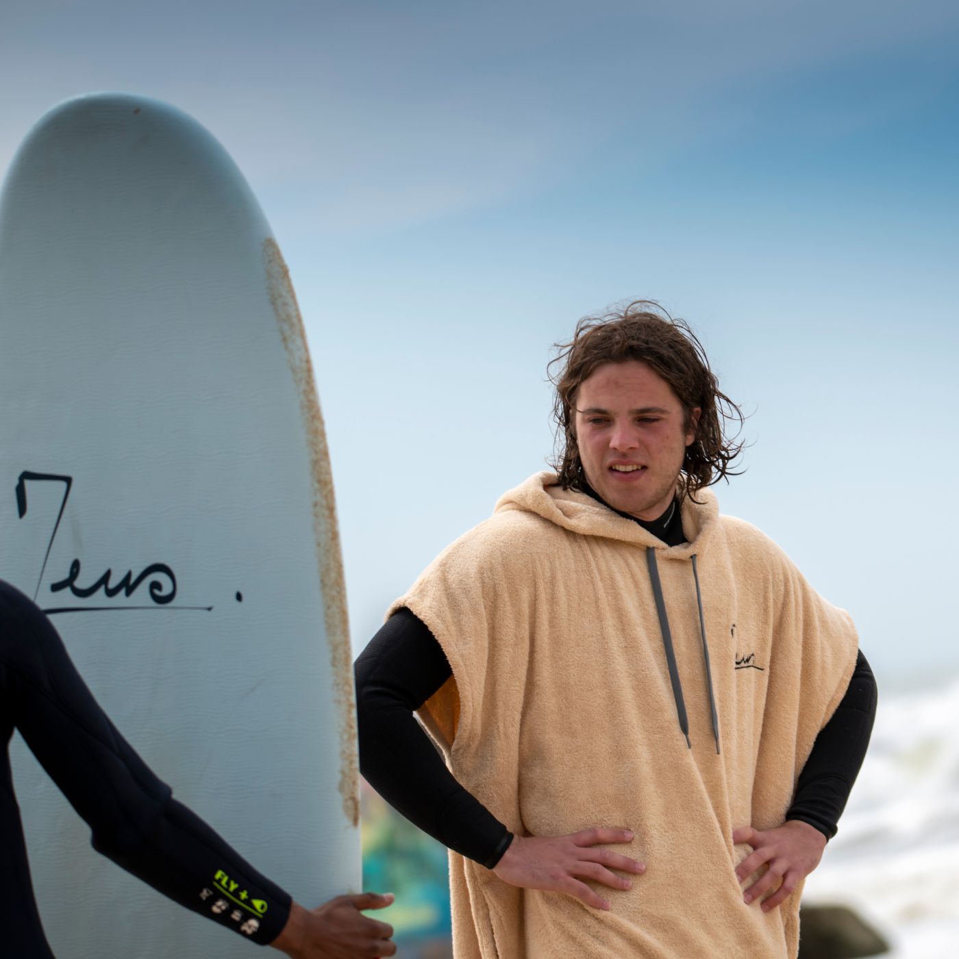 Poncho Zeus Pegaze Beigeproduct_type#surf_#surfshop#_zeus-surfboards_